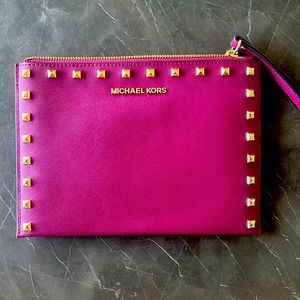 Michael Kors wristlet